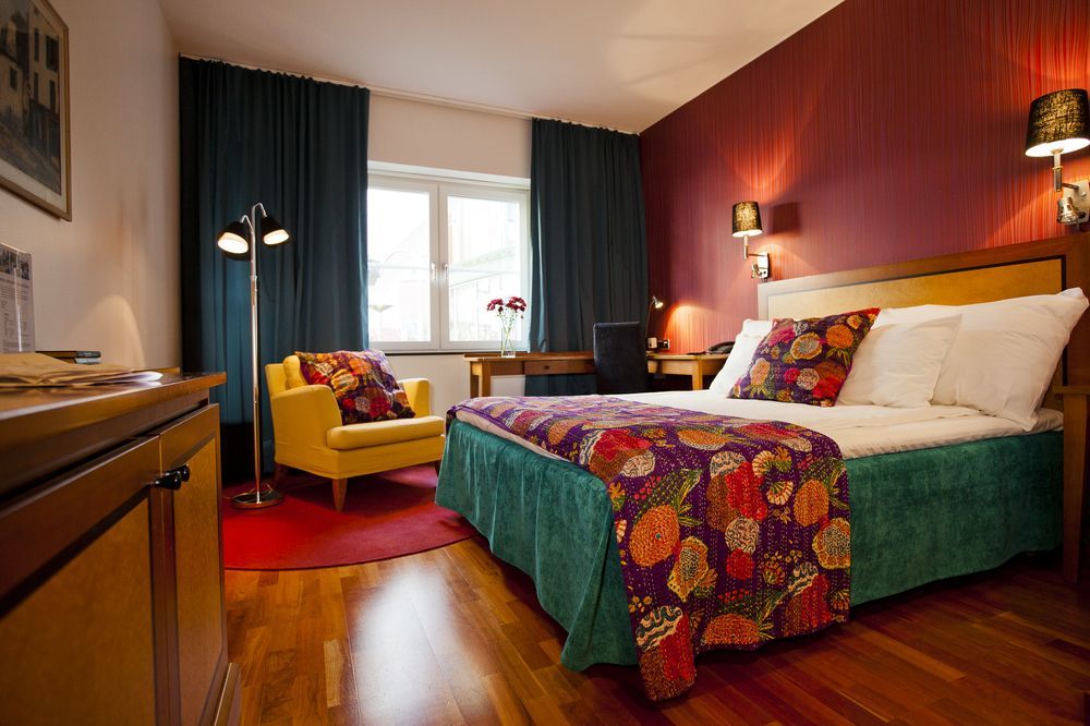 Clarion Hotel 4*